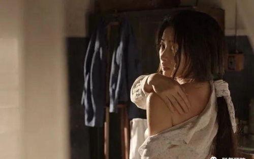 美女吃瓜甜不甜的视频,揭秘甜度大揭秘！