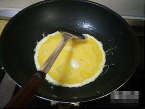 胡芦瓜怎么摊饼子吃视频,胡芦瓜摊饼子的家常美味制作教程