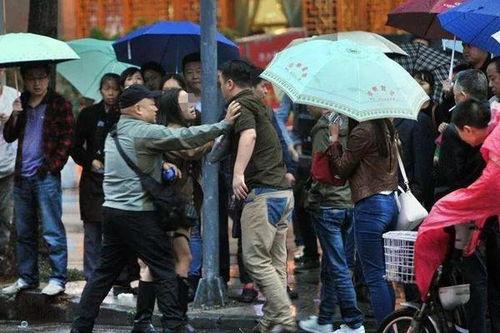 槐荫区吃瓜群众事件视频,网络热议的围观瞬间