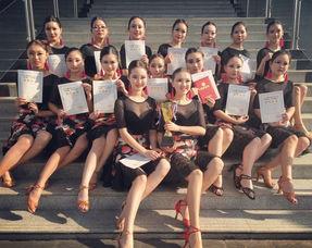 吃瓜山西工商学院拉丁舞视频,青春活力舞动校园