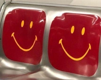 视频吃瓜文案搞笑短句图片,搞笑短句图片，笑料横生！