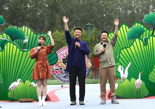 朝堂官员读心吃瓜视频,官员读心吃瓜，揭秘宫廷秘闻