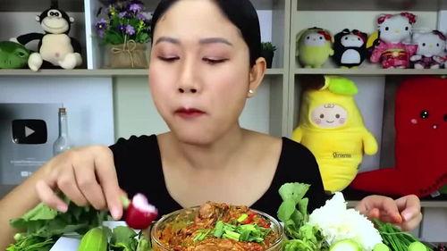 泰国妹子吃凉瓜视频,清凉一夏滋味尽享