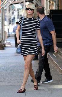 近期街拍吃瓜视频,揭秘近期热门吃瓜视频背后的故事