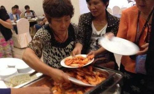 缅甸吃瓜大妈视频大全,趣味横生生活瞬间大集合