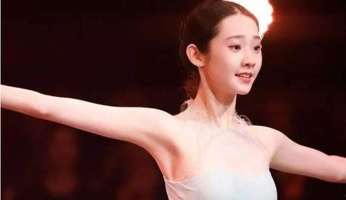 张艺凡吃瓜视频下载安装,轻松获取热门内容