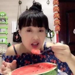 昆明吃瓜一姐视频,揭秘昆明街头美食风云录